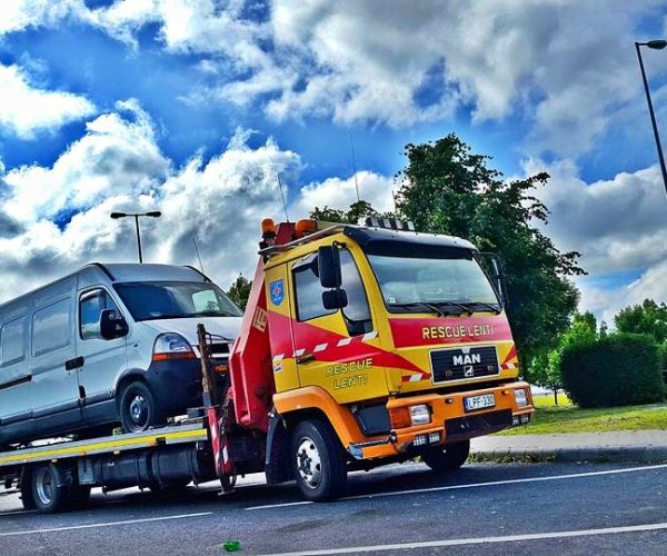 11412334_453701968126842_1439526640500059345_n